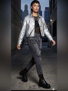 NIA VENUS JACKET Metallic Silver vegan leather  size small Edgy Streatwear.